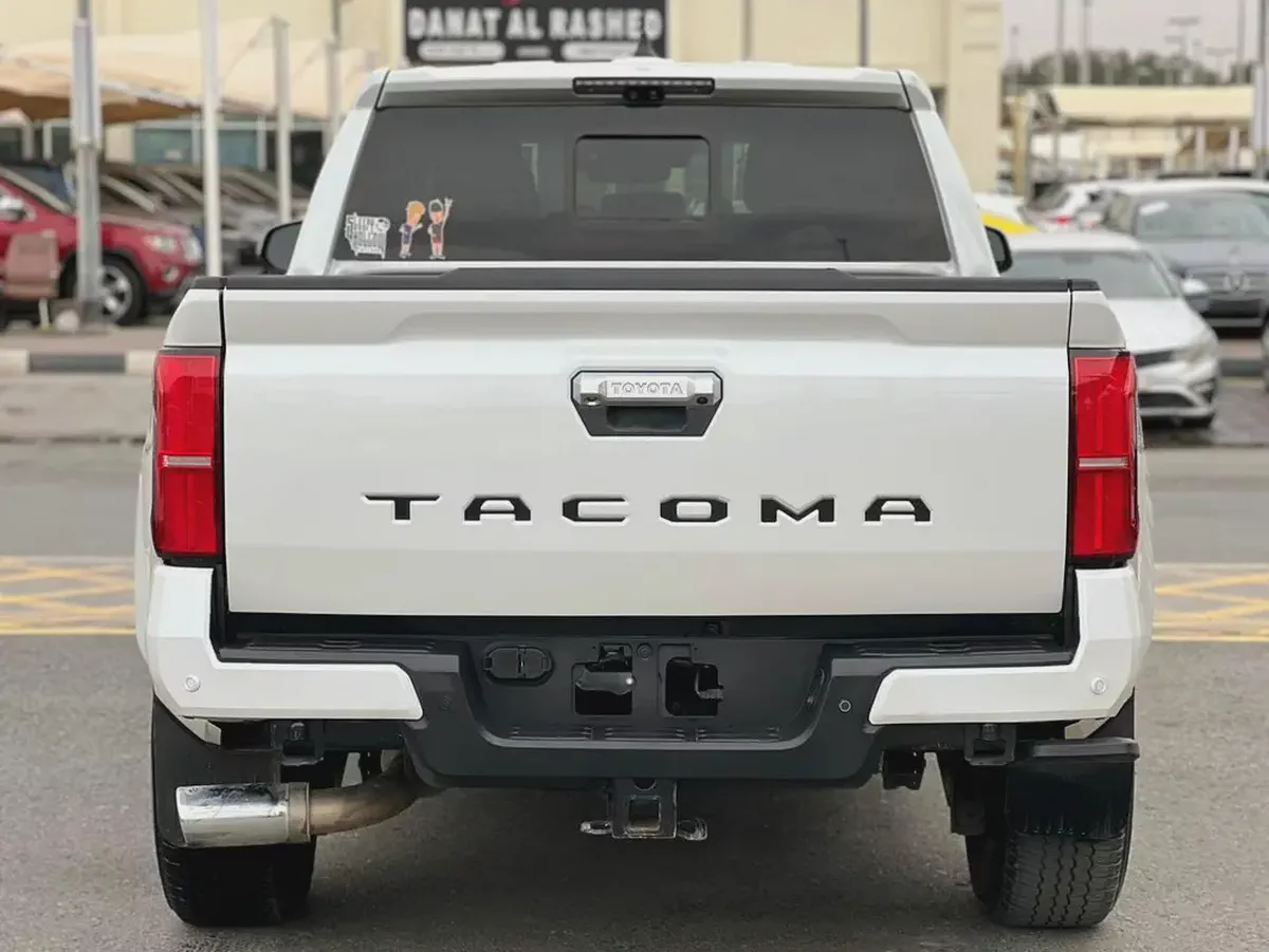 TOYOTA TACOMA MODEL 2024 LIMITED FULL OPTION-2-2