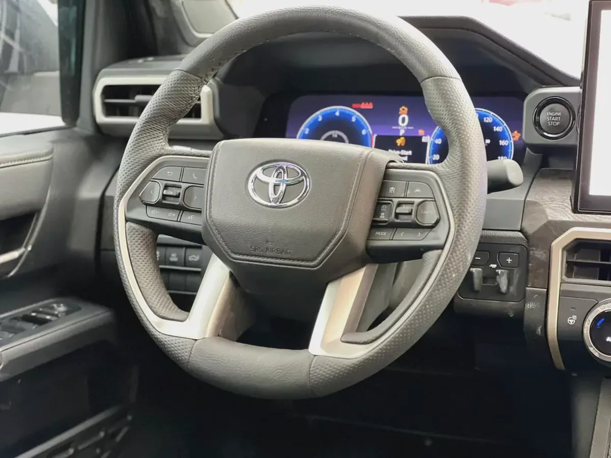 TOYOTA TACOMA MODEL 2024 LIMITED FULL OPTION-6-6