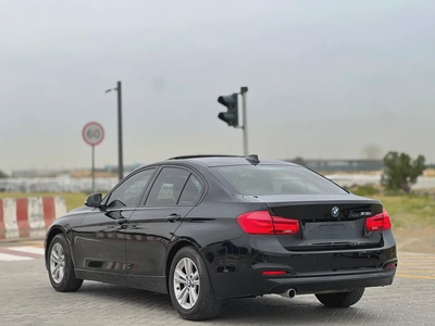 BMW 3-Series 318ci 2018 GCC Specs - Excellent Condition-5