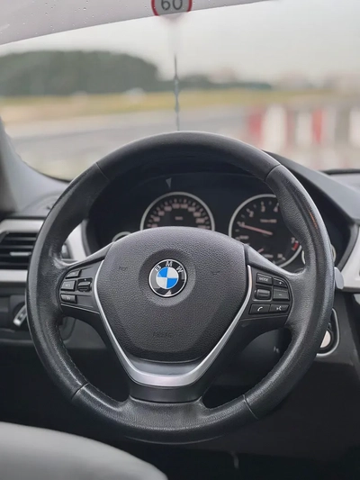 BMW 3-Series 318ci 2018 GCC Specs - Excellent Condition-15