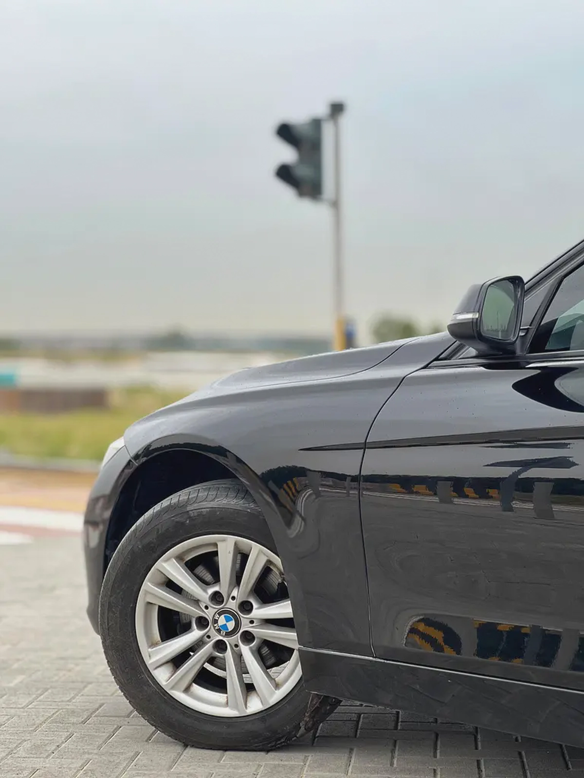 BMW 3-Series 318ci 2018 GCC Specs - Excellent Condition-7-7