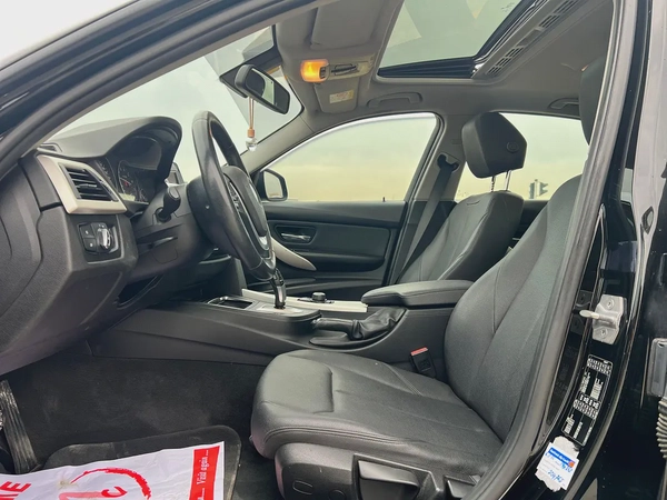 BMW 3-Series 318ci 2018 GCC Specs - Excellent Condition