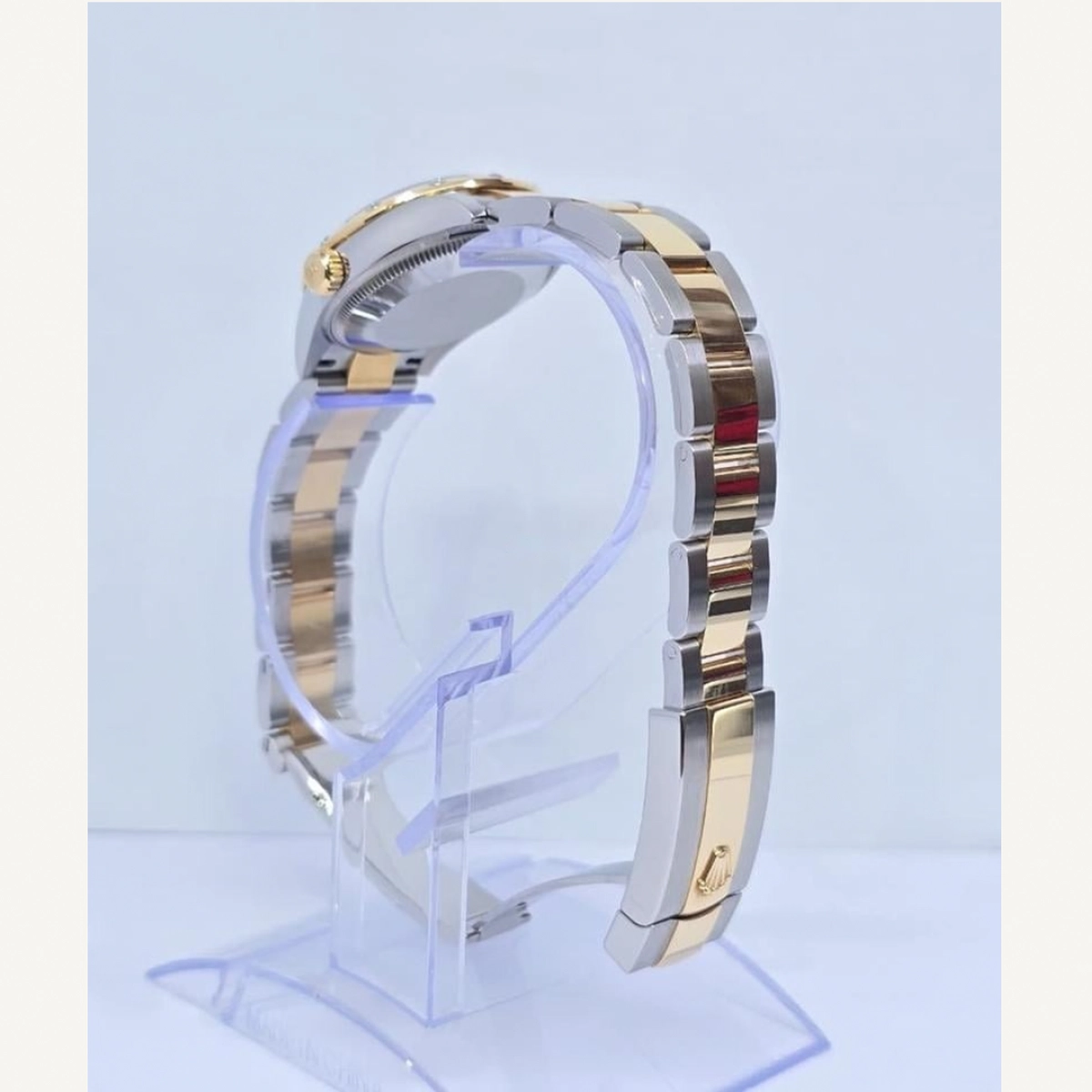 Rolex Datejust Mother of Pearl Diamond Dial 31mm with Oyster Bracelet | Condition: Like new & unworn | Year of production 2021 | Original box | Original papers-6-6