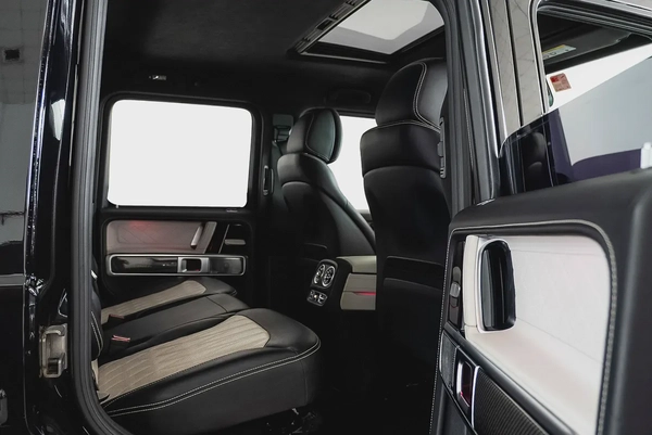 2020 Mercedes-Benz G63 AMG / Mercedes- Benz Warranty / Full Service History