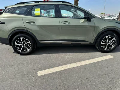 New 2026 Kia Sportage in Green-7