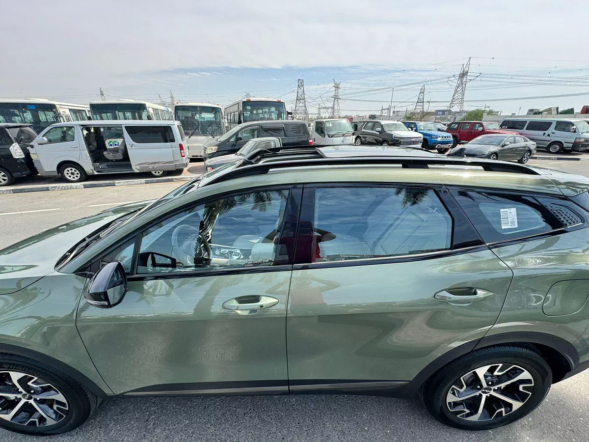 New 2026 Kia Sportage in Green-6-6