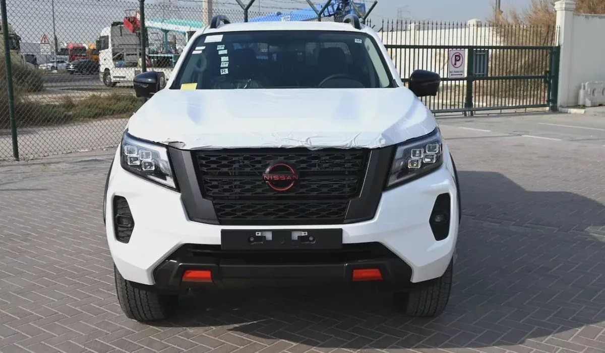 Nissan Navara 2026 GCC Specs-1-1