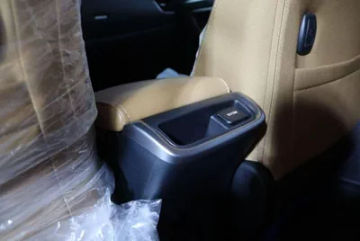 Toyota Fortuner VX2 FORTUNER  4.0L V6 PETROL-15