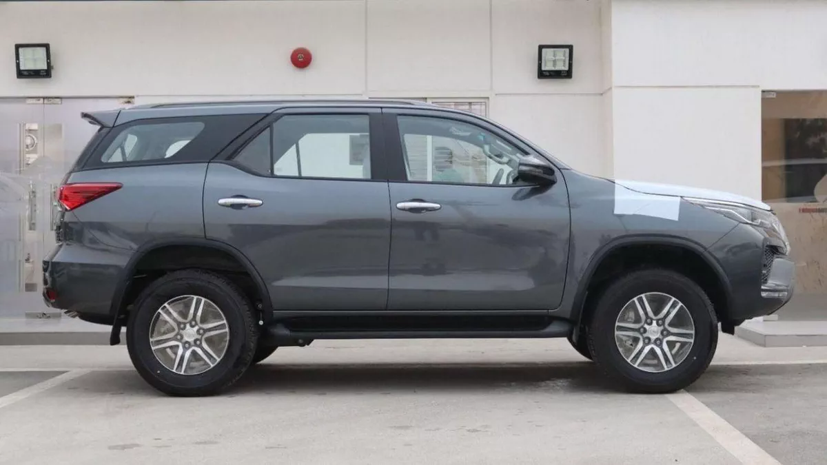 Toyota Fortuner VX2 FORTUNER  4.0L V6 PETROL-4-0