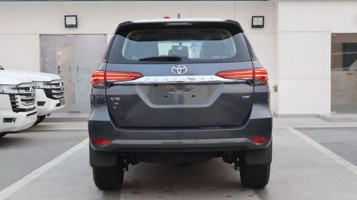 Toyota Fortuner VX2 FORTUNER  4.0L V6 PETROL-5-0