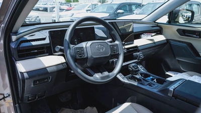Toyota Rav 4 XLE 2026 - GCC Specs - Brand New!-12
