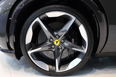 Ferrari Purosangue-2