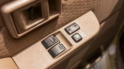 Toyota Land Cruiser Pickup 70 LC79 LX Toyota Land Cruiser 79 SC | 2-YEAR WARRANTY + SERVICE AVAILABLE | IN-HOUSE FINANCING | 0% DO-12