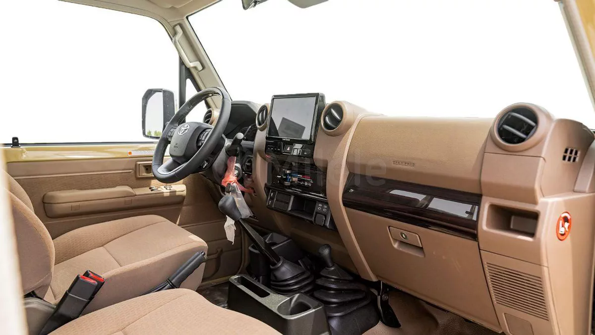 Toyota Land Cruiser Pickup 70 LC79 LX Toyota Land Cruiser 79 SC | 2-YEAR WARRANTY + SERVICE AVAILABLE | IN-HOUSE FINANCING | 0% DO-17-0