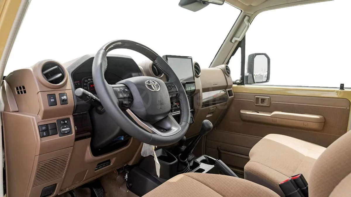 Toyota Land Cruiser Pickup 70 LC79 LX Toyota Land Cruiser 79 SC | 2-YEAR WARRANTY + SERVICE AVAILABLE | IN-HOUSE FINANCING | 0% DO-22-0