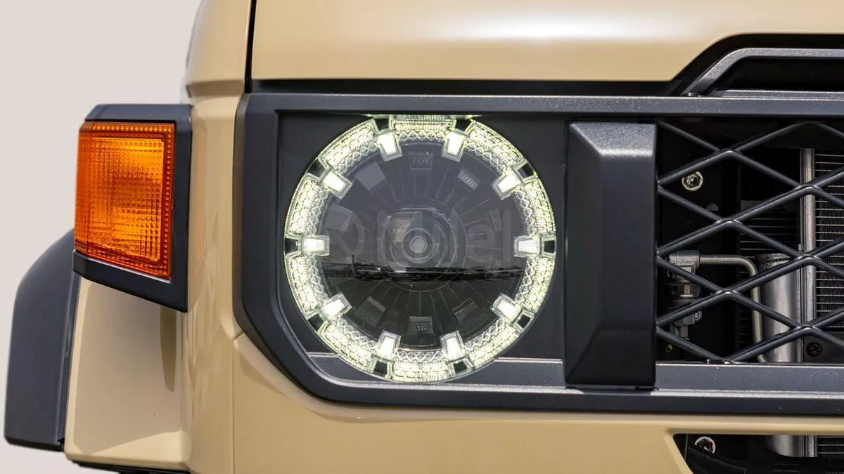 Toyota Land Cruiser Pickup 70 LC79 LX Toyota Land Cruiser 79 SC | 2-YEAR WARRANTY + SERVICE AVAILABLE | IN-HOUSE FINANCING | 0% DO-2-0