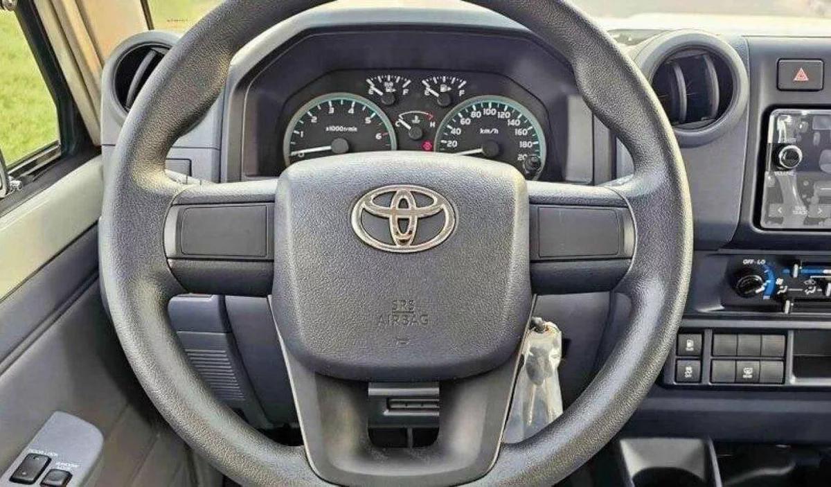 Toyota Land Cruiser 70 LC 78 HARDTOP 4.0L MT LC78 4.2L DIEDEL MT MY2025-6-0