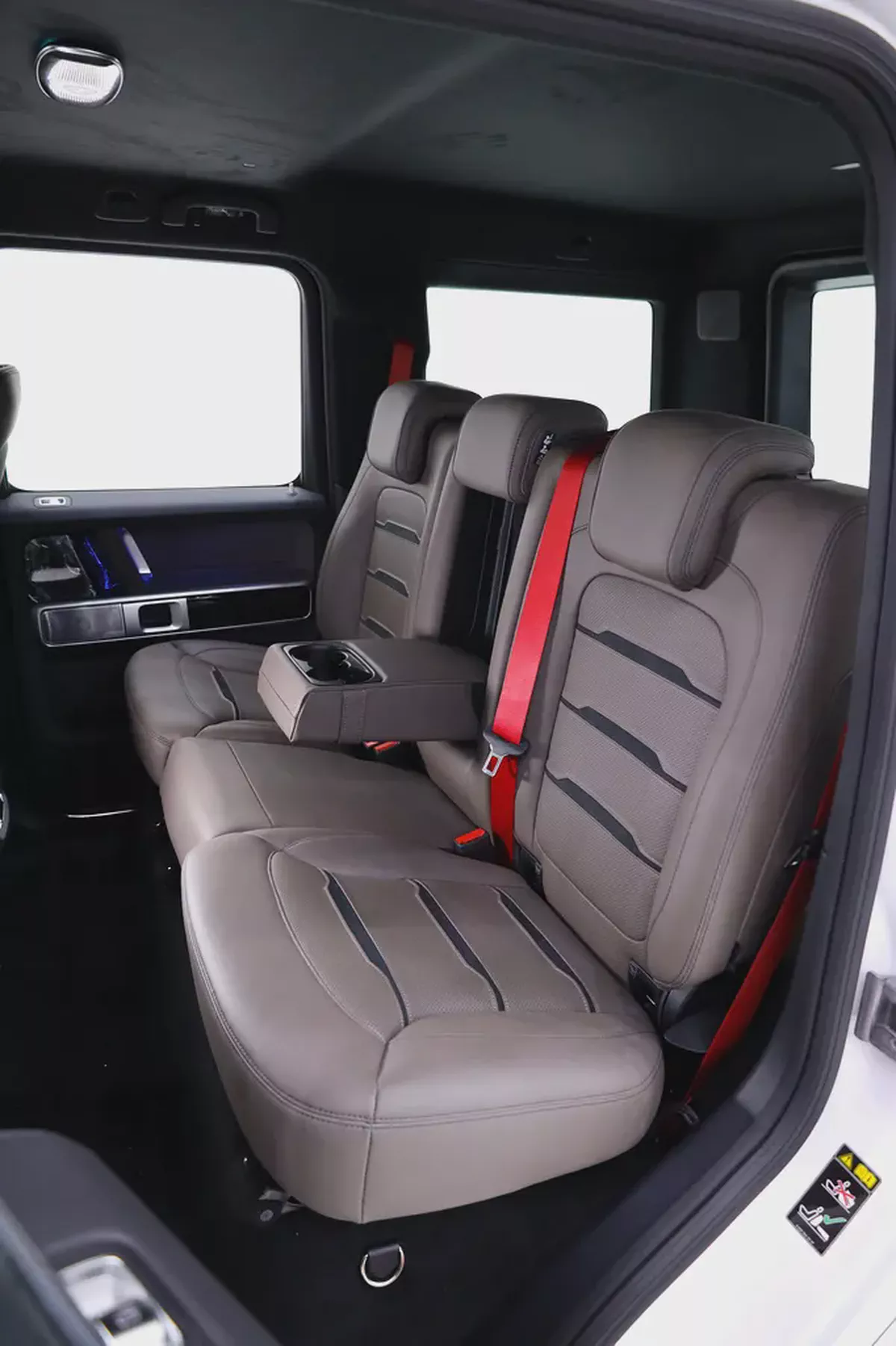 Mercedes benz G63 AMG 2026 DOUBLE NIGHT PACKAGE FULLY LOADED-8-8