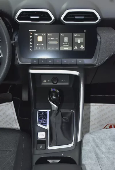 AED 950 EMi for 5Yrs | MG ZS 1.5L ( 2026 Model ) in White Color GCC Specs-14
