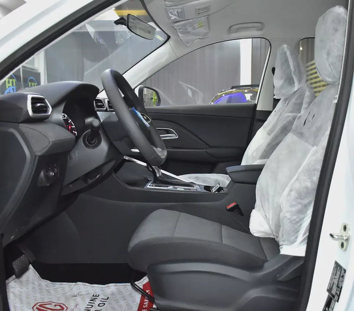 AED 950 EMi for 5Yrs | MG ZS 1.5L ( 2026 Model ) in White Color GCC Specs-9-9