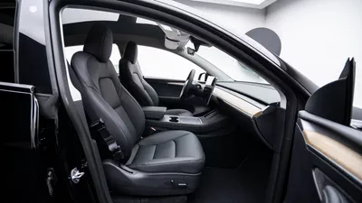 New 2024 Tesla Model Y-2