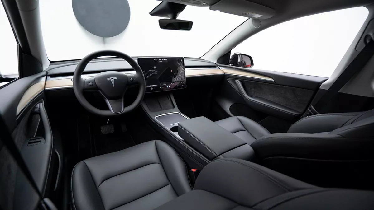 New 2024 Tesla Model Y-7-7