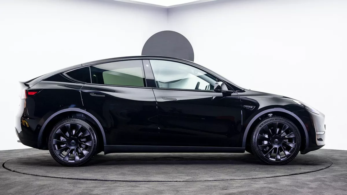 New 2024 Tesla Model Y-1-1