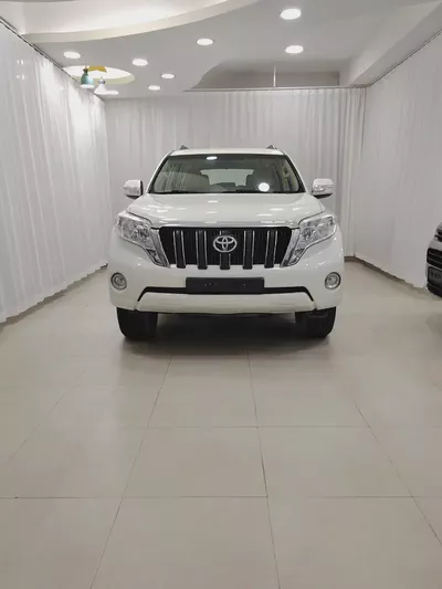 Toyota Prado GXR 2015 | GCC Specs | Excellent Condition-1