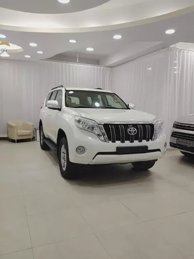Toyota Prado GXR 2015 | GCC Specs | Excellent Condition-2