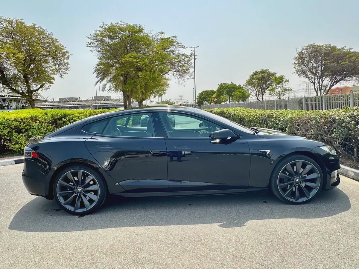 Tesla Model S 2017 90D || GCC Specs || agency  Maintained big Price Drop-8-8