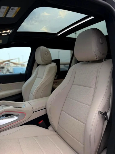 Mercedes-Benz GLS 450-12