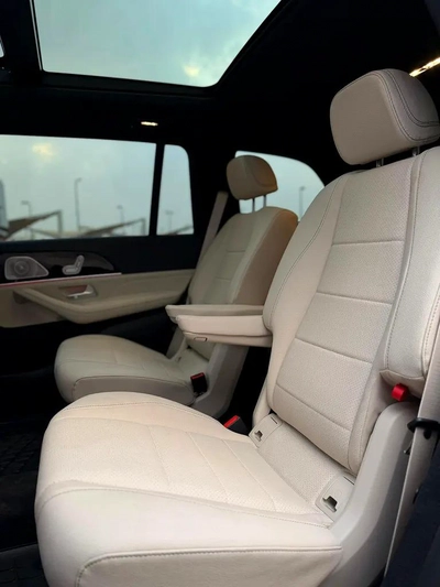 Mercedes-Benz GLS 450-14