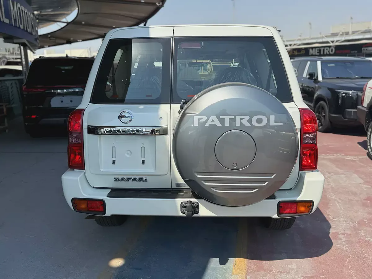 2024 Nissan Patrol Safari - GCC Specs - Brand New-16-16