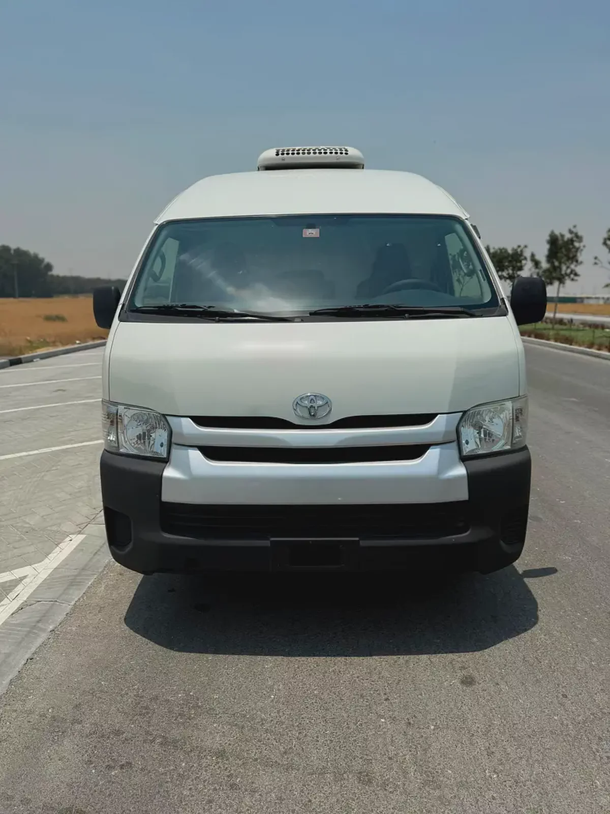 Toyota Hiace GLX 2017 GCC Specs-1-1