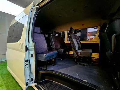 Toyota Hiace GL HIACE PASSENGER / PETROL MANUAL / 3.5 V6 / HIGH ROOF-9