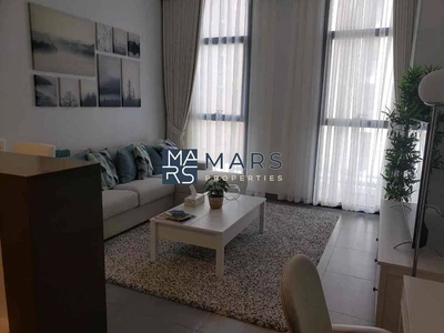 Fully Furnished | Full Of Amenities | Community View-0