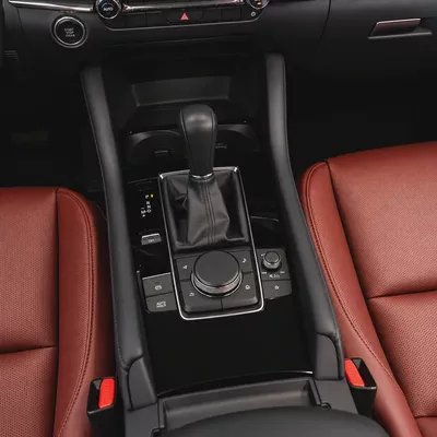 AED 1,724 P.M • 0% Downpayment • Mazda 3 • Agency Warranty and Service Package-9