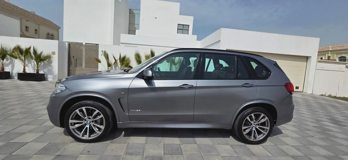 2016-BMW X5 xDrive35i With M Package-Excellent Condition-Bank Finance Available-4-4