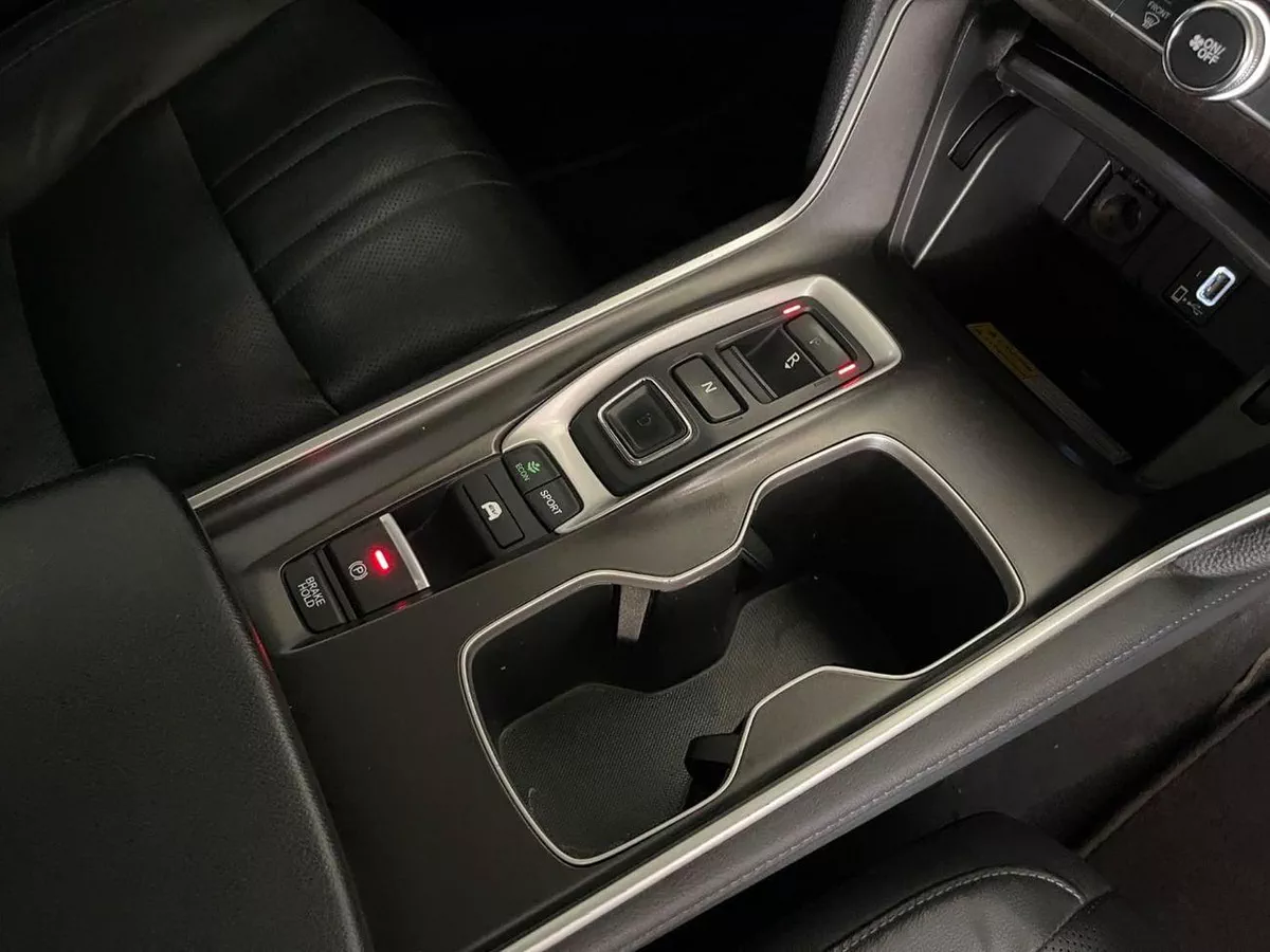 Honda Accord 2.0l hybrid touring Hybrid Touring-8-0