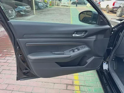 NISSAN ALTIMA SR-8