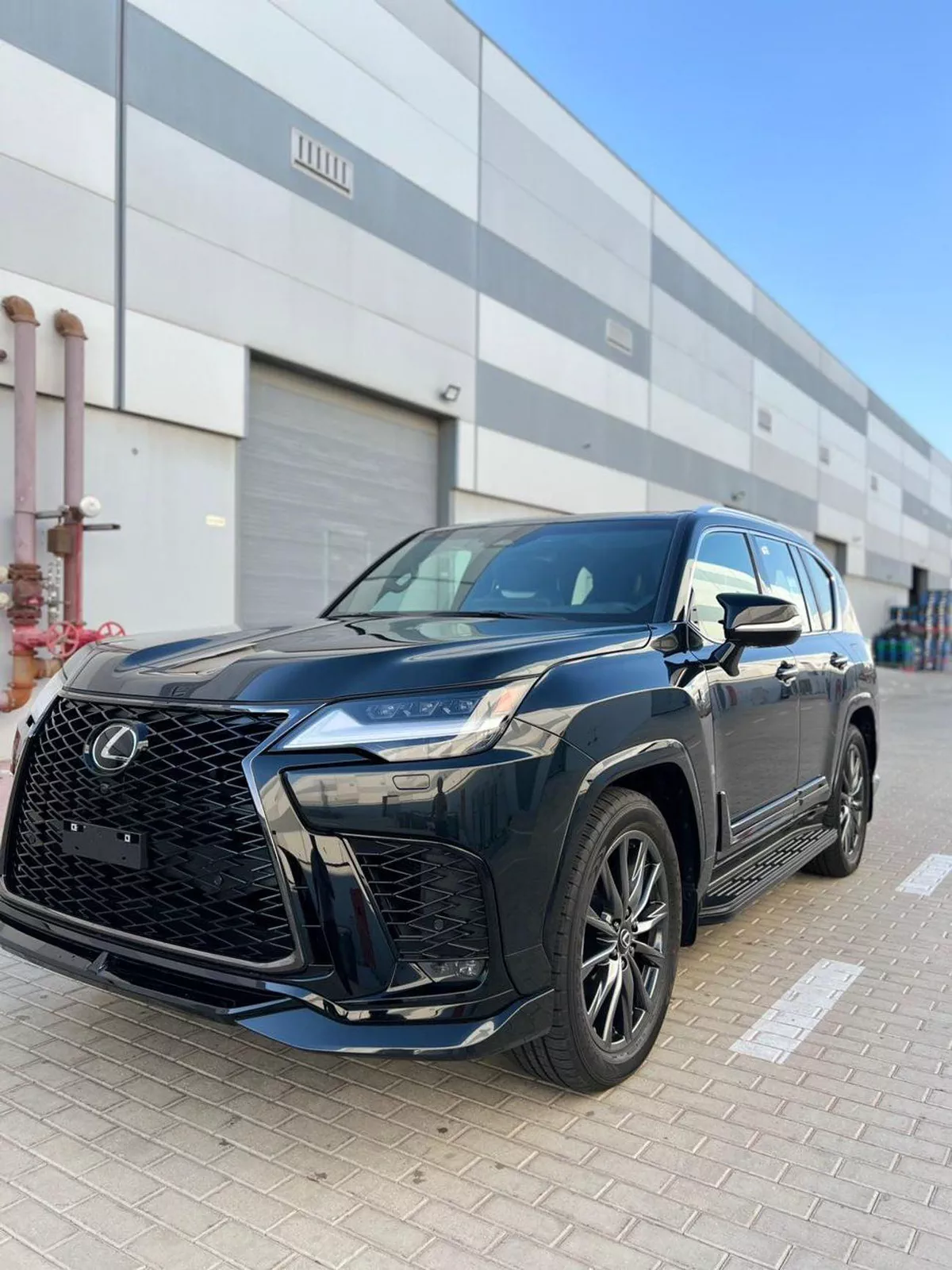 Lexus LX700h VIP Lexus LX-Series LX 700h VIP 4 Seater Model 2026-1-0