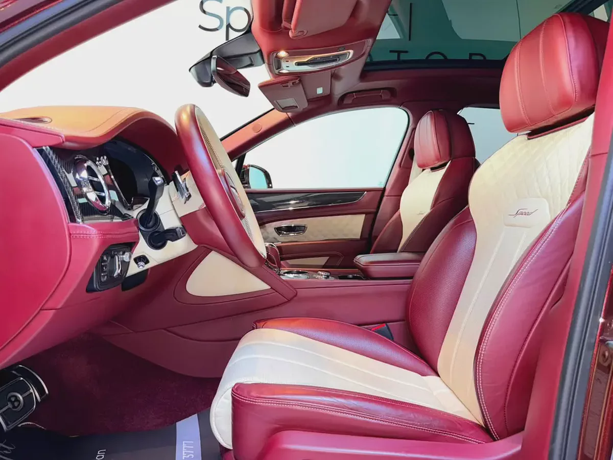 Bentley Bentayga W12 Speed / 2021 / GCC Specs / Warranty  Service until July 2027-11-11