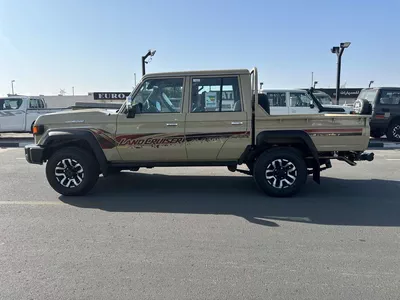 Toyota Land Cruiser Pick Up-13