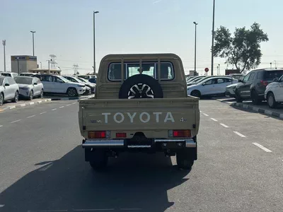 Toyota Land Cruiser Pick Up-14
