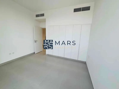 Brand new 4 bedroom corner unit with majlis in Robinia for rent just 195k-9