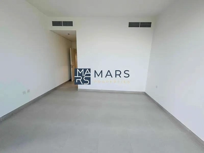 Brand new 4 bedroom corner unit with majlis in Robinia for rent just 195k-13