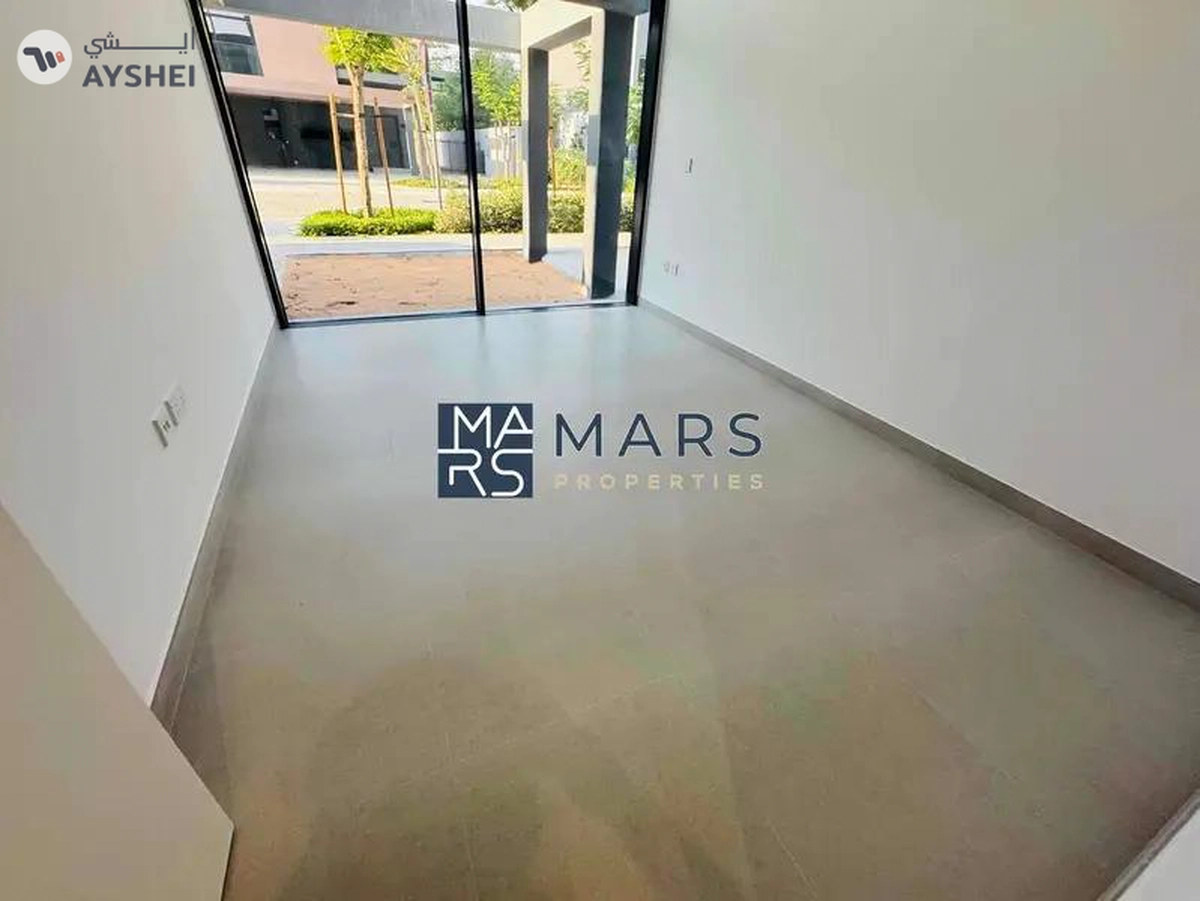 Brand new 4 bedroom corner unit with majlis in Robinia for rent just 195k-28-28