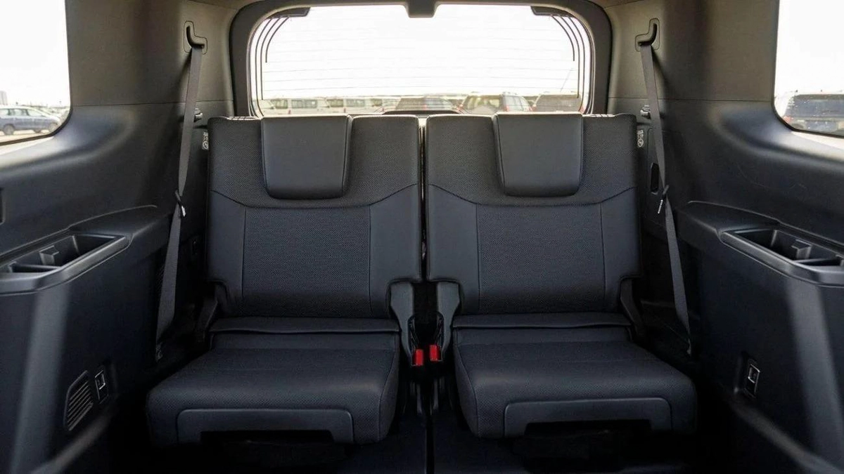 Toyota Prado 250 WX 2.4P AT ADVENTURE MY2025– BLACK-7-7