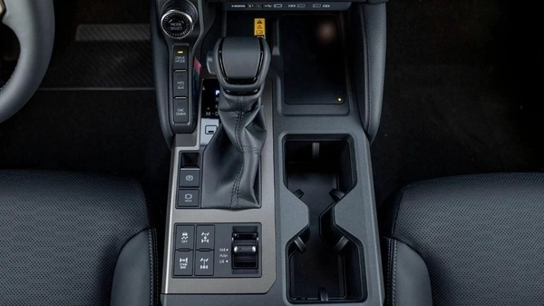 Toyota Prado 250 WX 2.4P AT ADVENTURE MY2025– BLACK