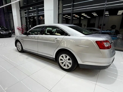 Ford Taurus SE 2012 - GCC Specs - Reliable Sedan-3